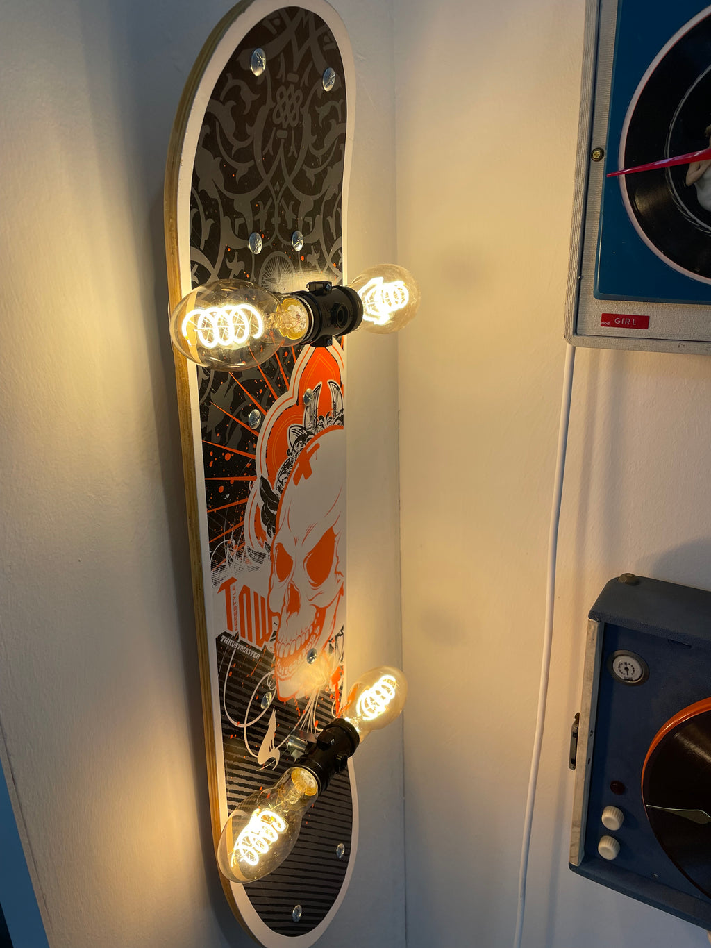 Lampada Skate teschio da parete