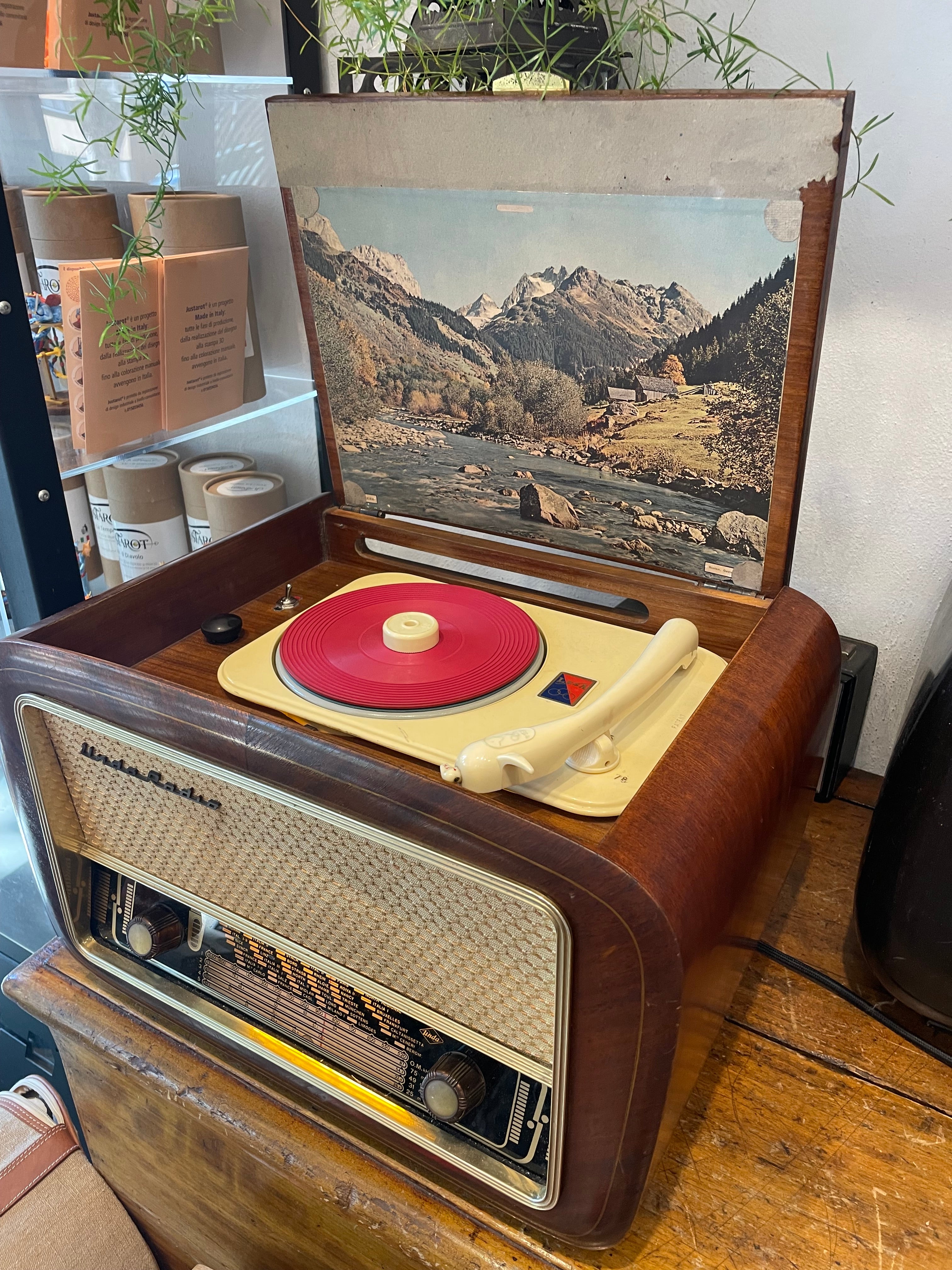 Radio Vintage Bluetooth UndaRadio con giradischi