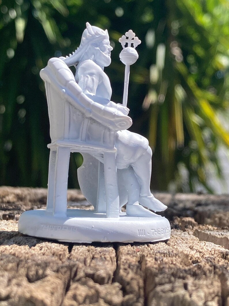 Miniatura Imperatore arcano maggiore tarocchi da dipingere (mini 3D) - Major Arcana The Emperor Figurine to Paint (mini 3D)