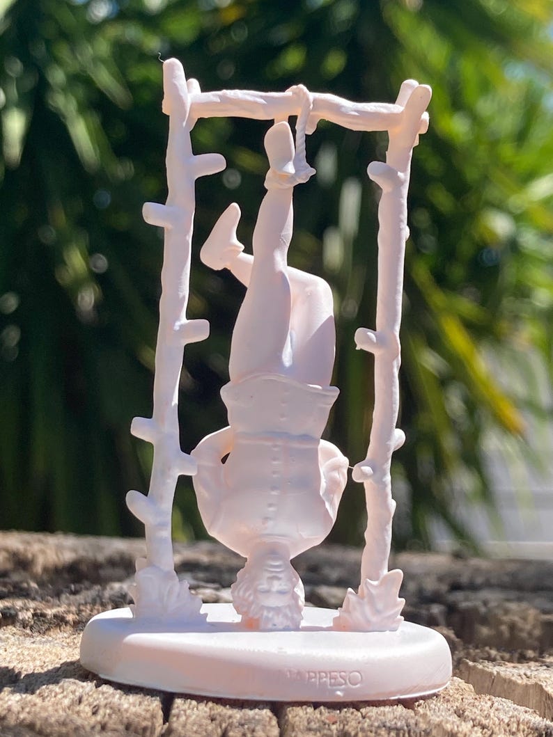 Miniatura L'Appeso arcano maggiore tarocchi da dipingere (mini 3D) - Major Arcana The Hanged Man Figurine to Paint (mini 3D)
