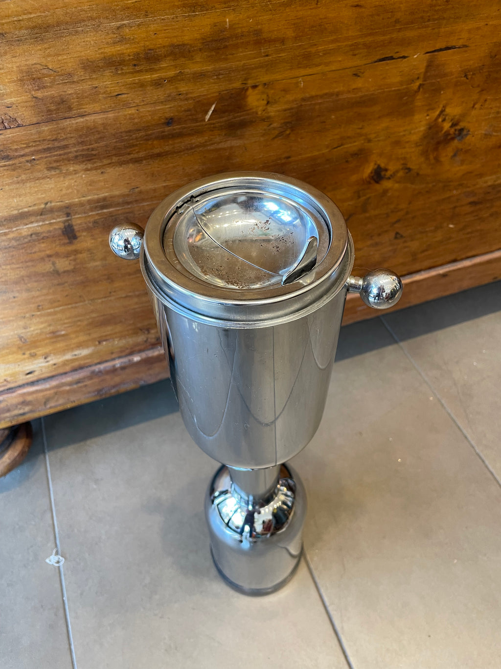 Posacenere cromato Design anni ‘70