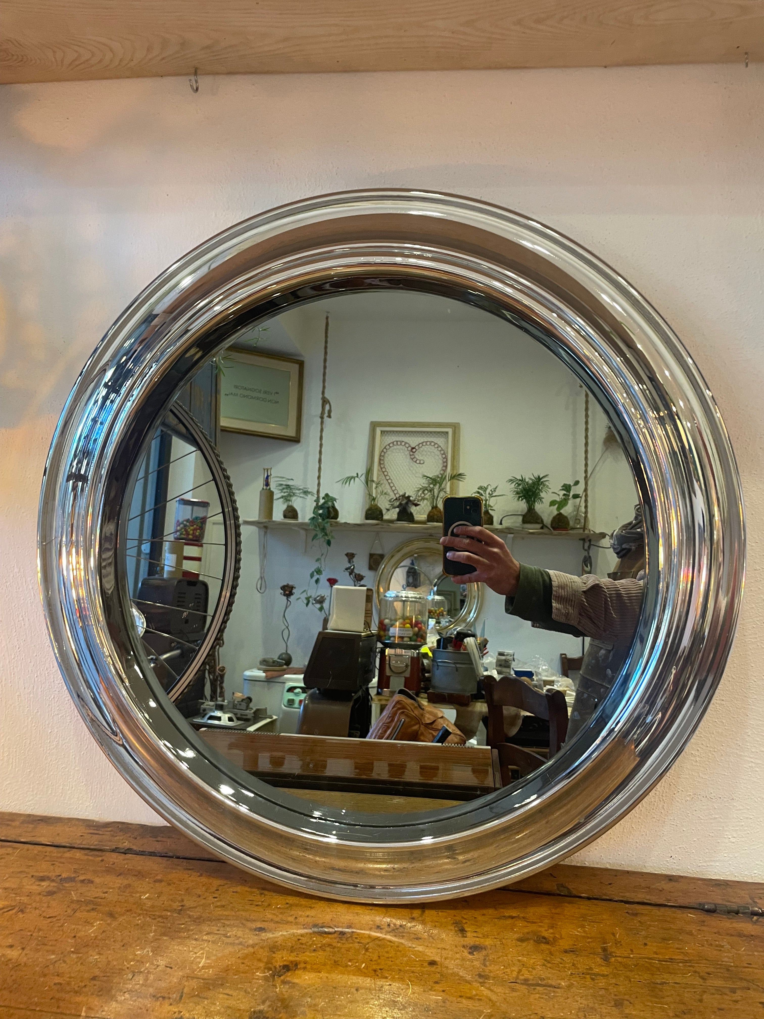 Specchio rotondo anni ‘70 cromato