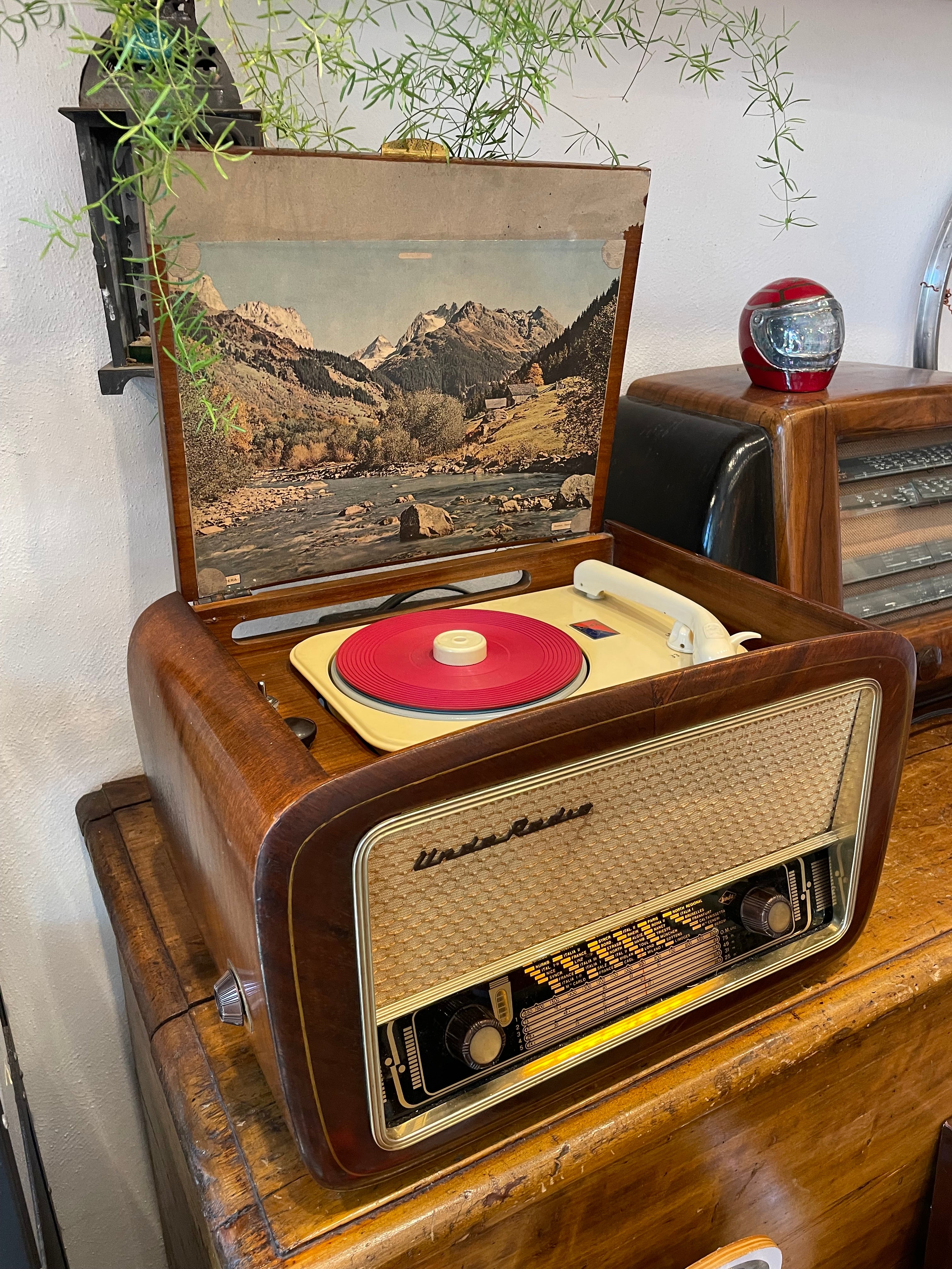 Radio Vintage Bluetooth UndaRadio con giradischi