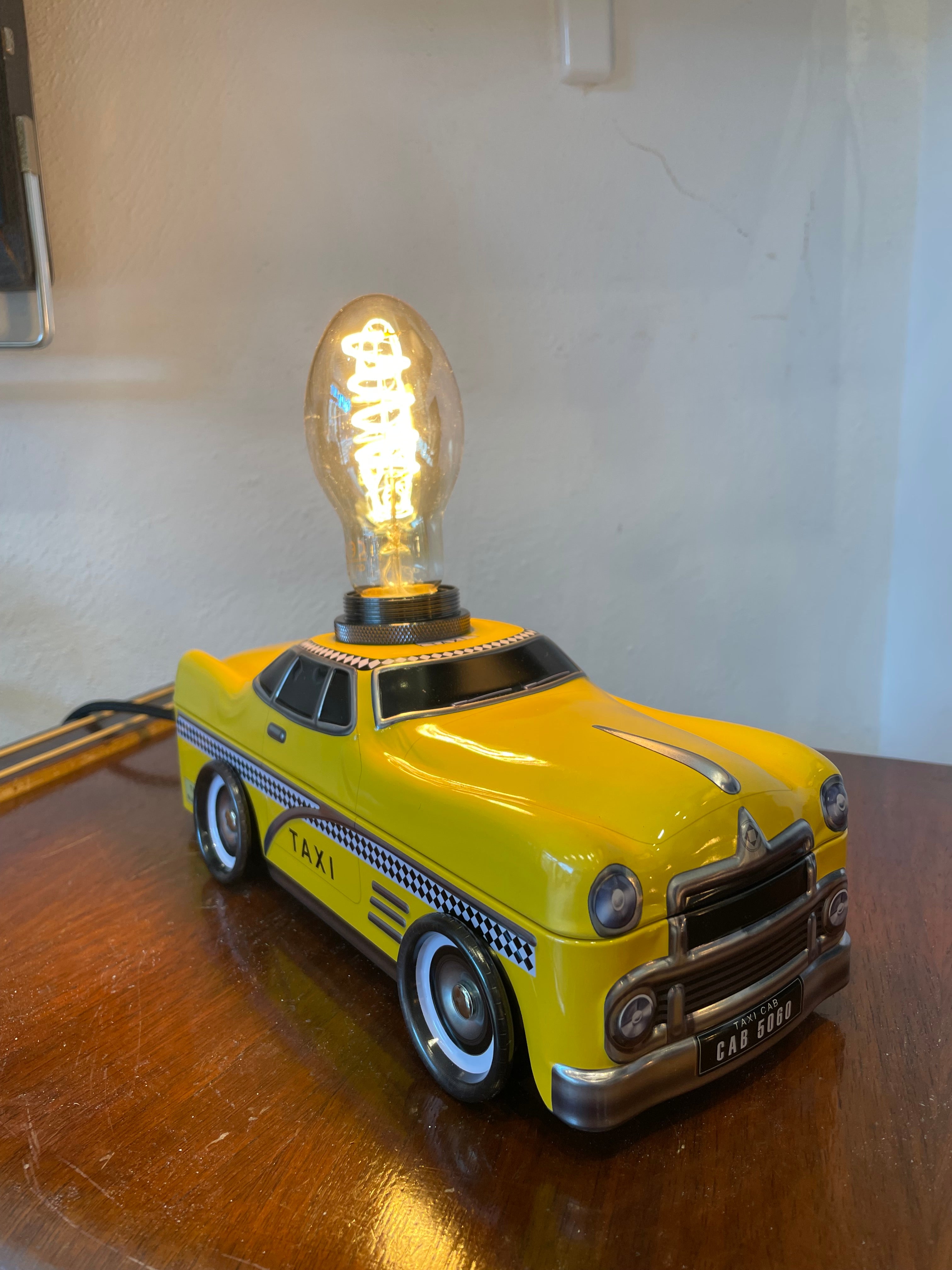 Lampada touch macchinina Taxi giallo