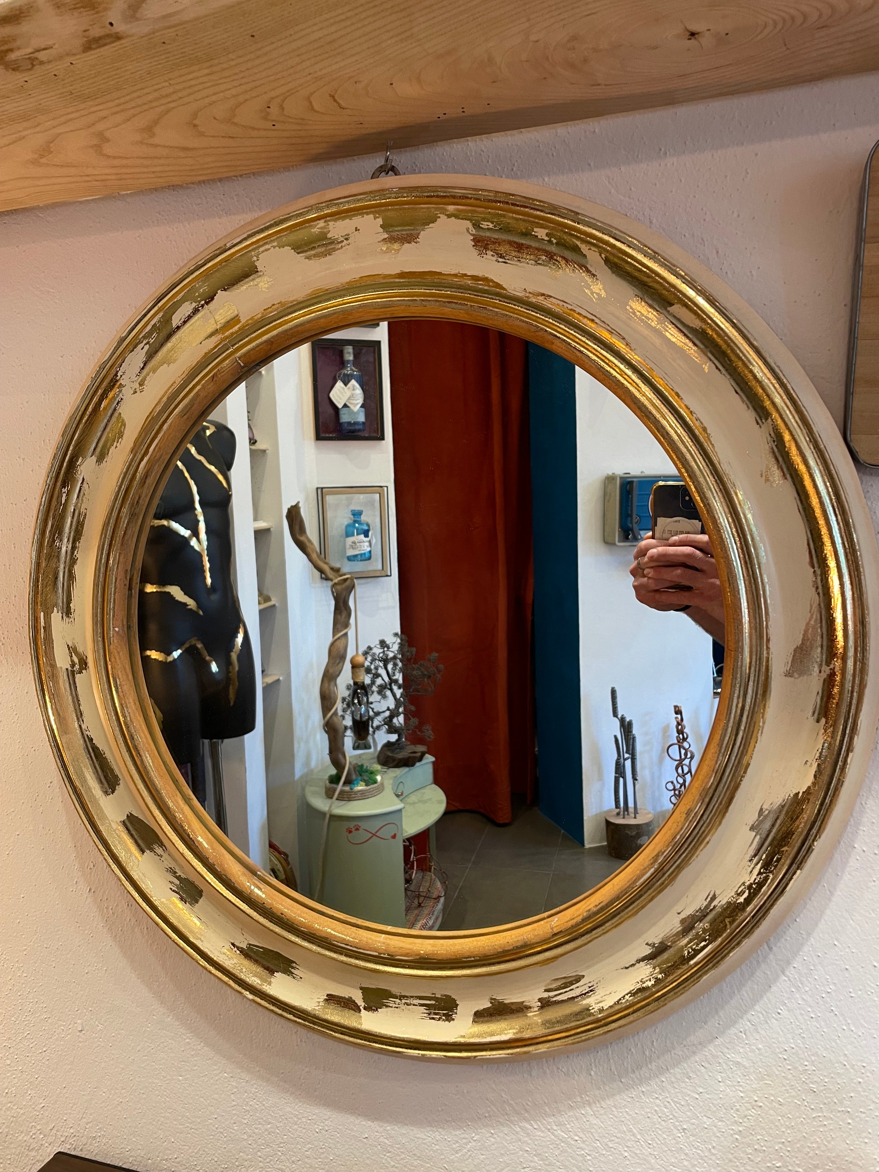 Specchio rotondo anni ‘70 restaurato e foglia oro