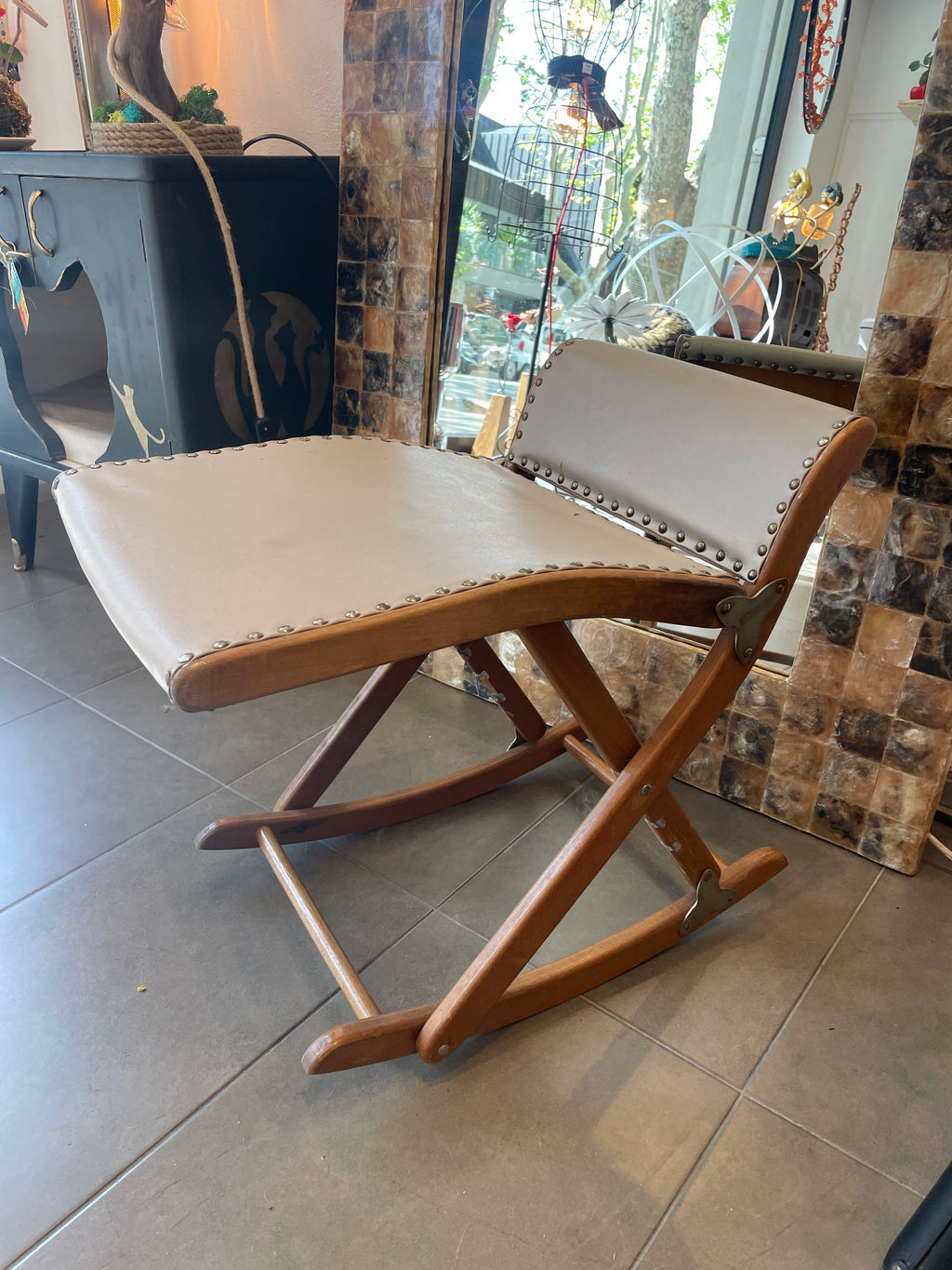 Sgabello Poggia Piedi Anni ‘50 In Legno E Pelle