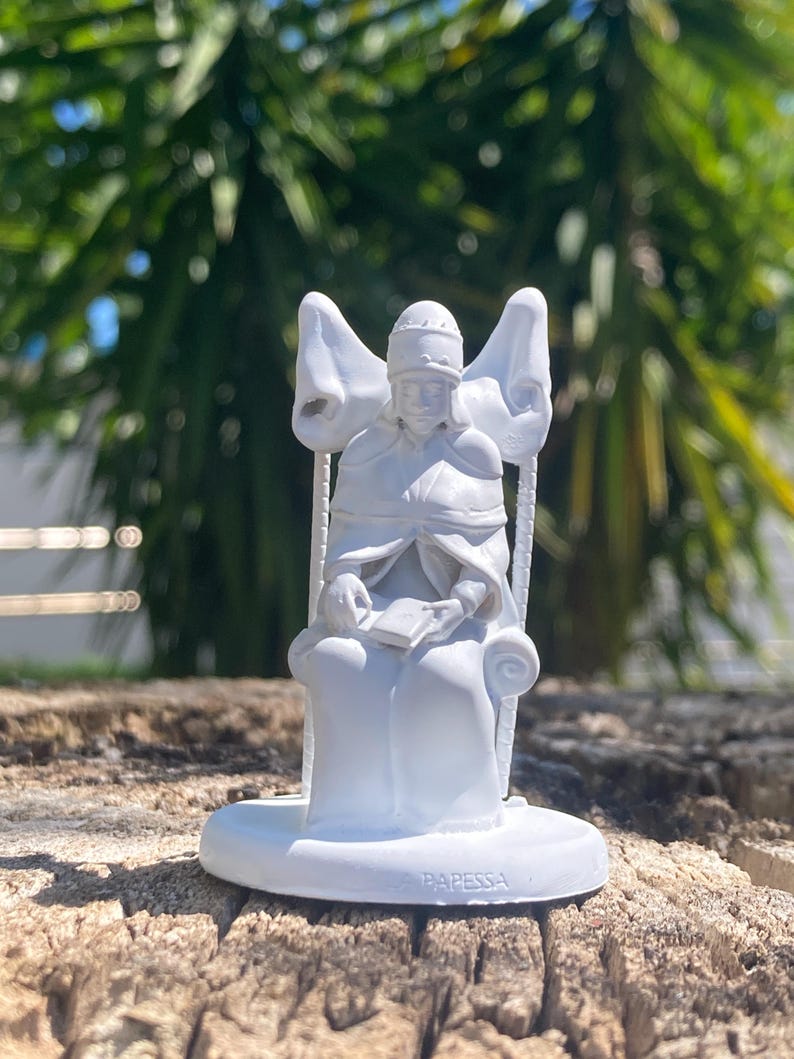 Miniatura Papessa arcano maggiore tarocchi da dipingere (mini 3D) - Major Arcana The High Priestess Figurine to Paint (mini 3D)