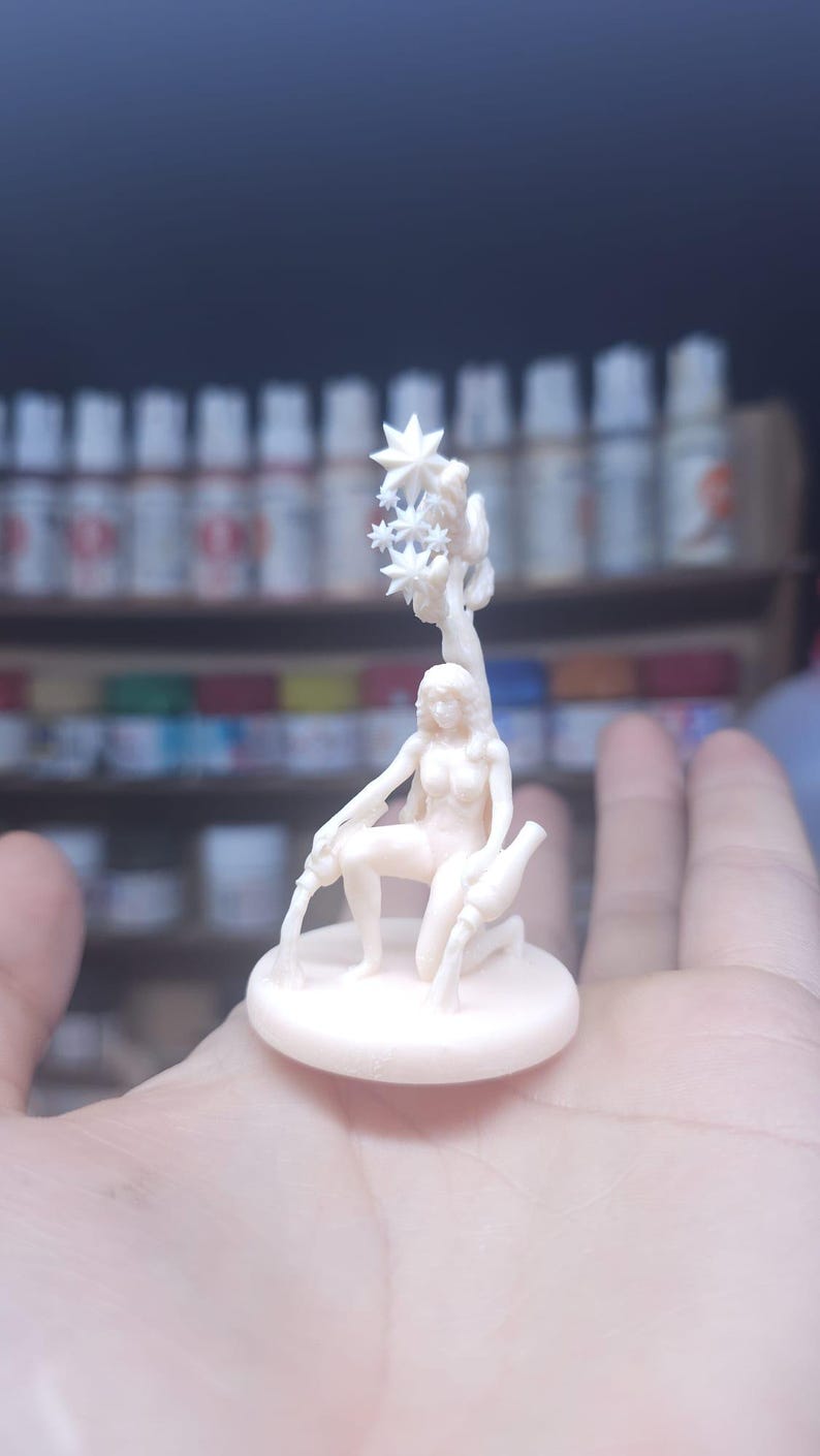 Miniatura Stella arcano maggiore tarocchi da dipingere (mini 3D) - Major Arcana The Star Figurine to Paint (mini 3D)
