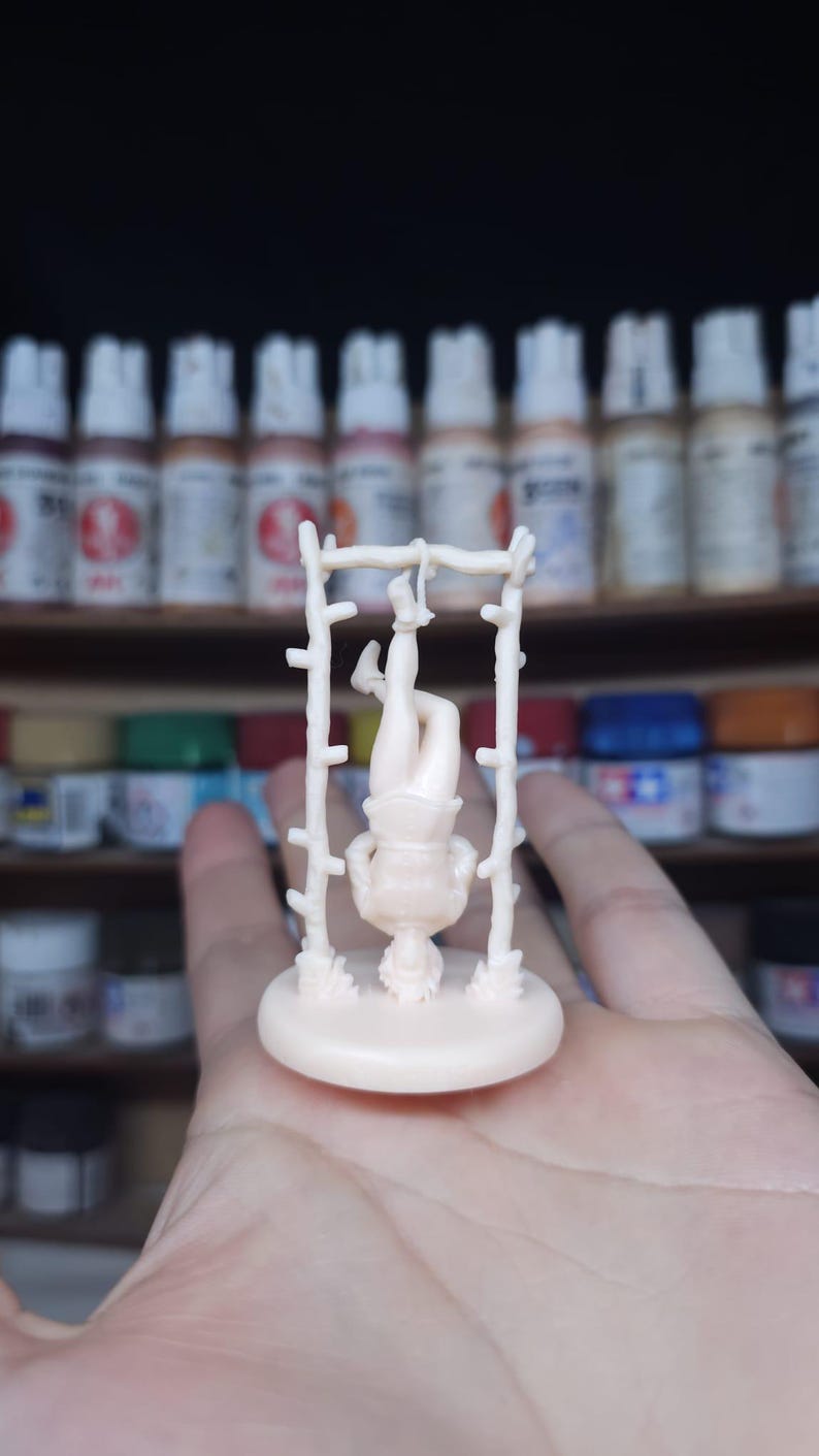 Miniatura L'Appeso arcano maggiore tarocchi da dipingere (mini 3D) - Major Arcana The Hanged Man Figurine to Paint (mini 3D)