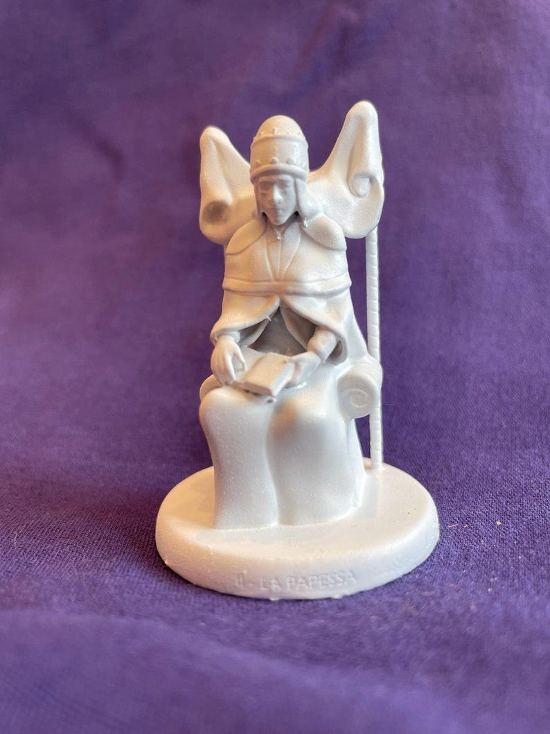 Miniatura Papessa arcano maggiore tarocchi da dipingere (mini 3D) - Major Arcana The High Priestess Figurine to Paint (mini 3D)