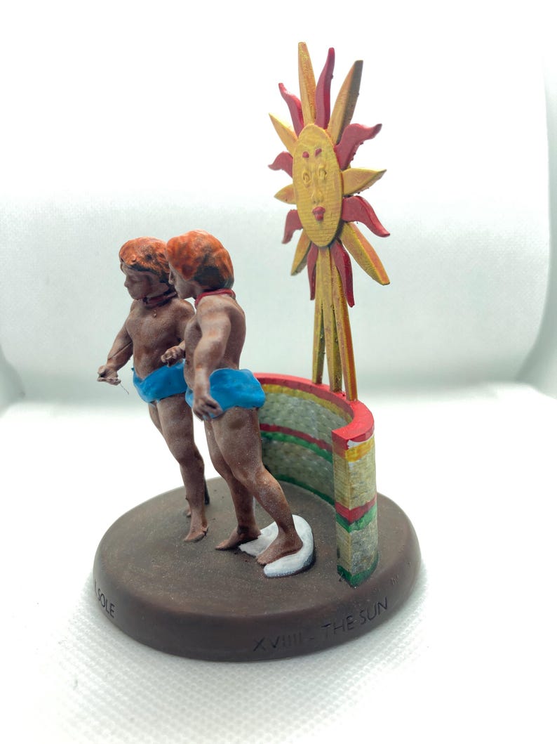 Statuina Sole arcano maggiore XVIIII tarocchi dipinta a mano - Major Arcana XVIIII Tarot Sun Figurine Hand Painted
