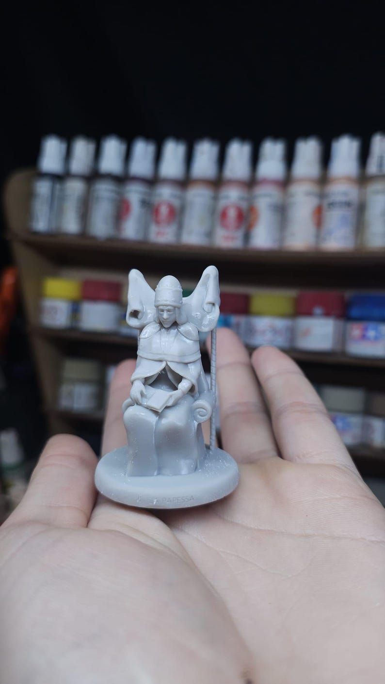 Miniatura Papessa arcano maggiore tarocchi da dipingere (mini 3D) - Major Arcana The High Priestess Figurine to Paint (mini 3D)