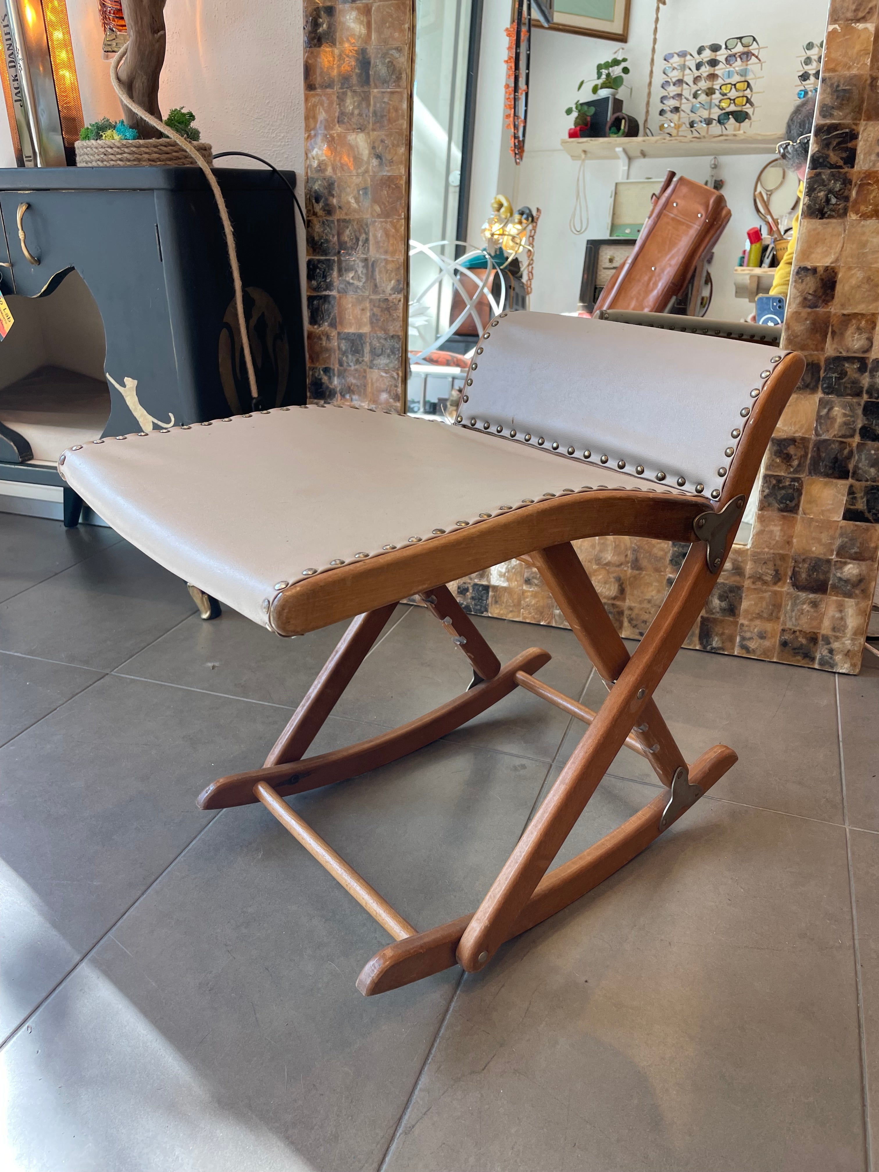 Sgabello Poggia Piedi Anni ‘50 In Legno E Pelle