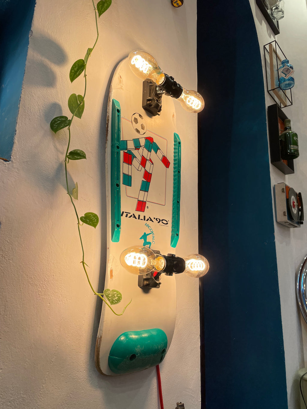 Lampada Skate Italia ‘90 da parete