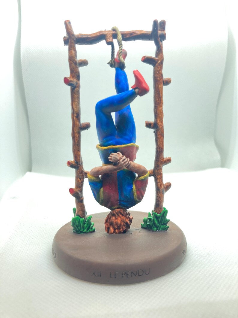 Statuina Appeso arcano maggiore XII tarocchi dipinta a mano - Major Arcana XII Tarot Hanged Man Figurine Hand Painted