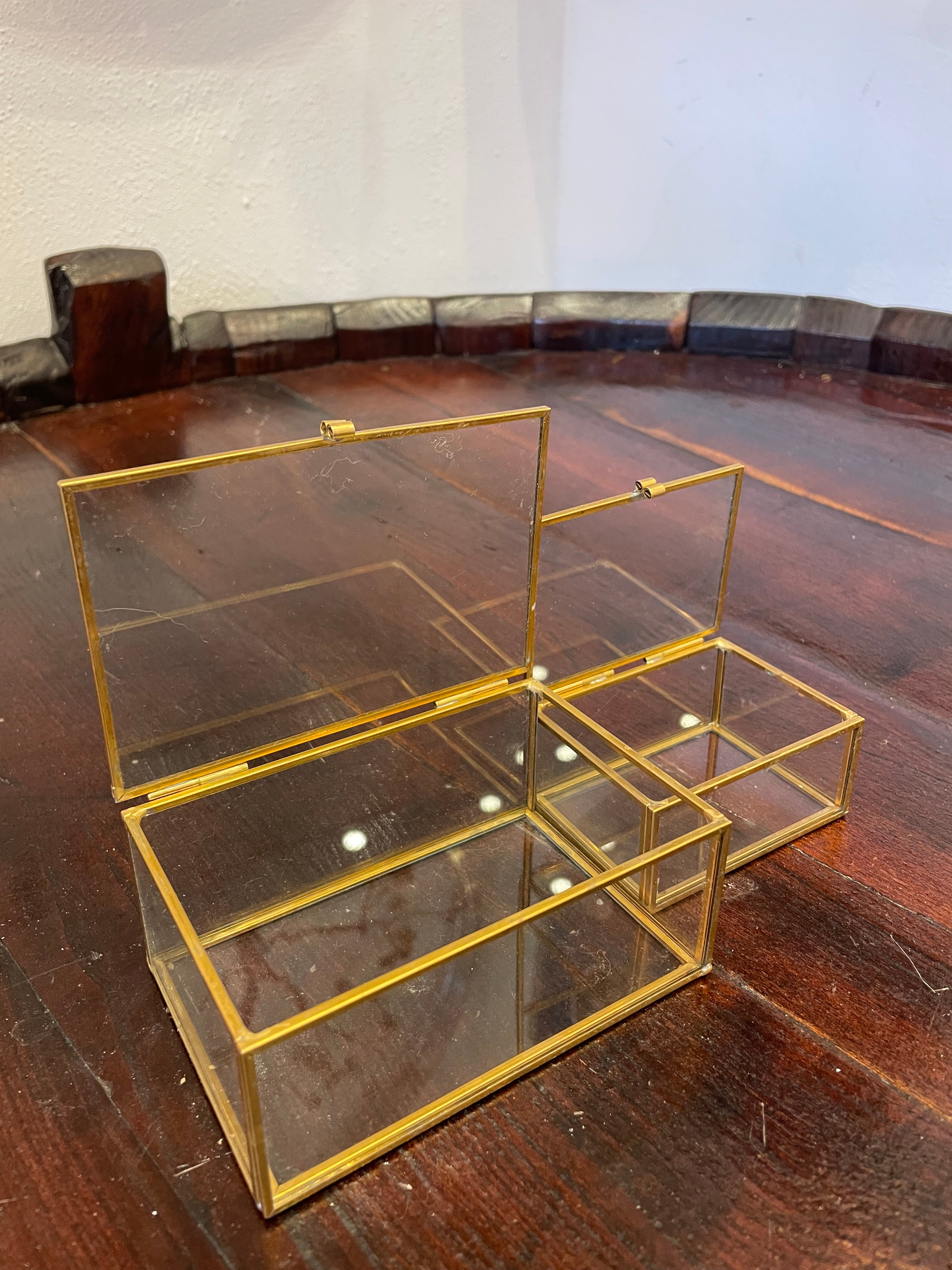 Coppia di scatoline in vetro e ottone vintage