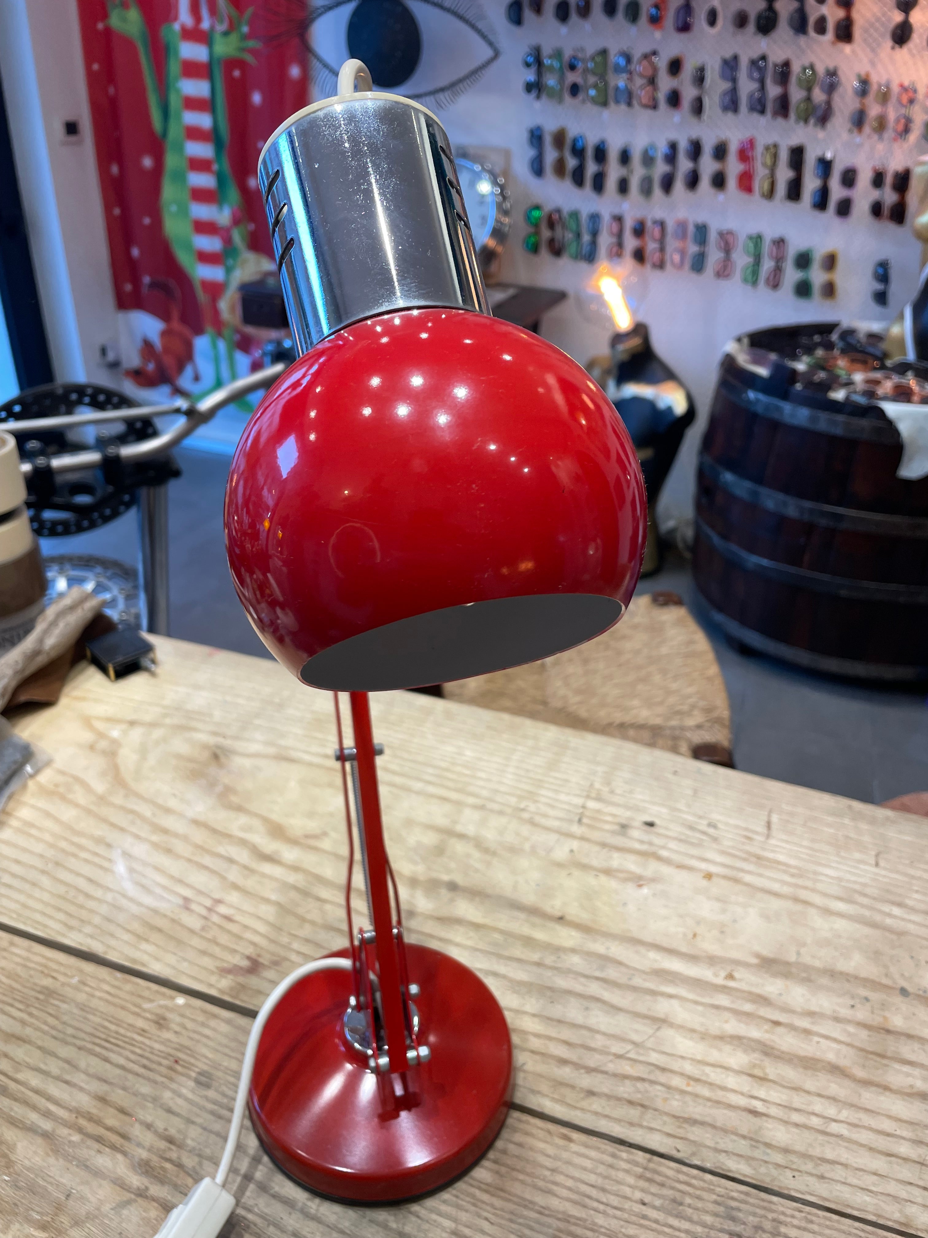 Red Table Lamp with Articulated Arm and Swivel Base, Space Age